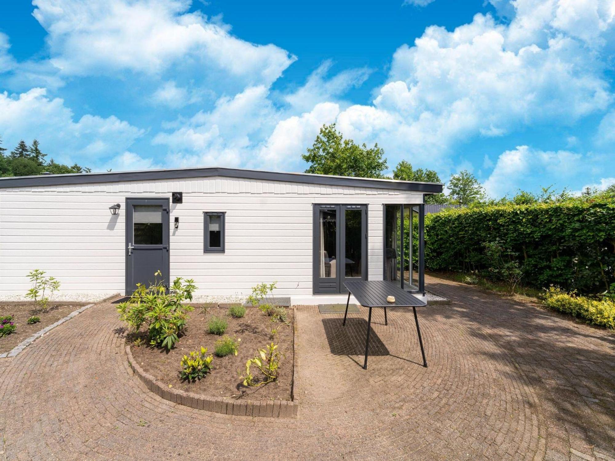 Cozy Chalet In Stegeren With A Terrace Esterno foto