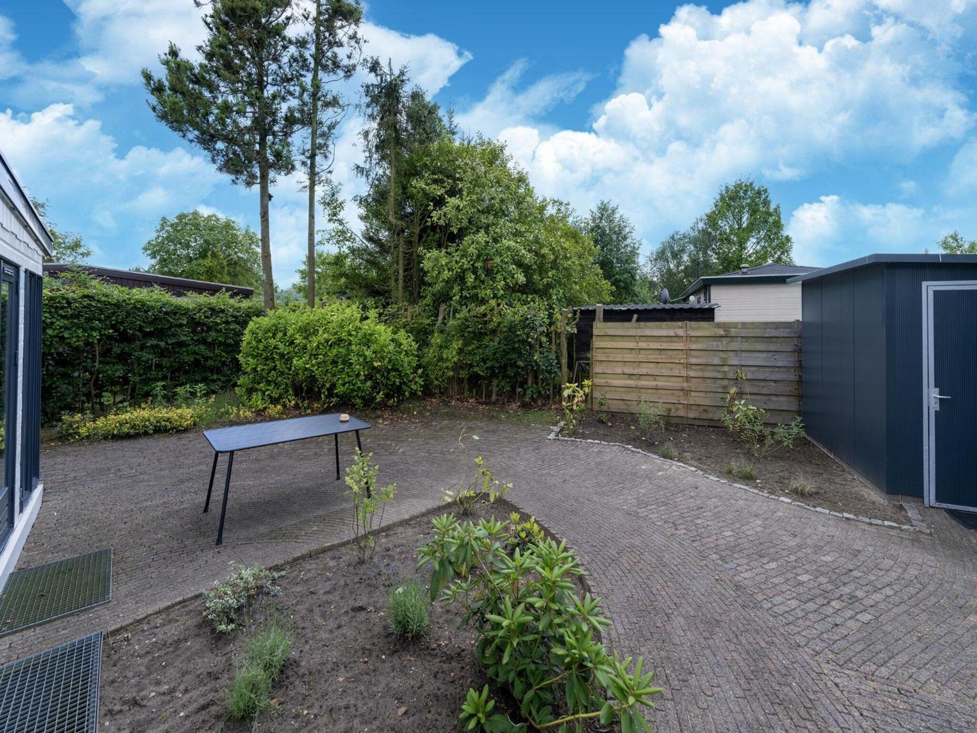 Cozy Chalet In Stegeren With A Terrace Esterno foto